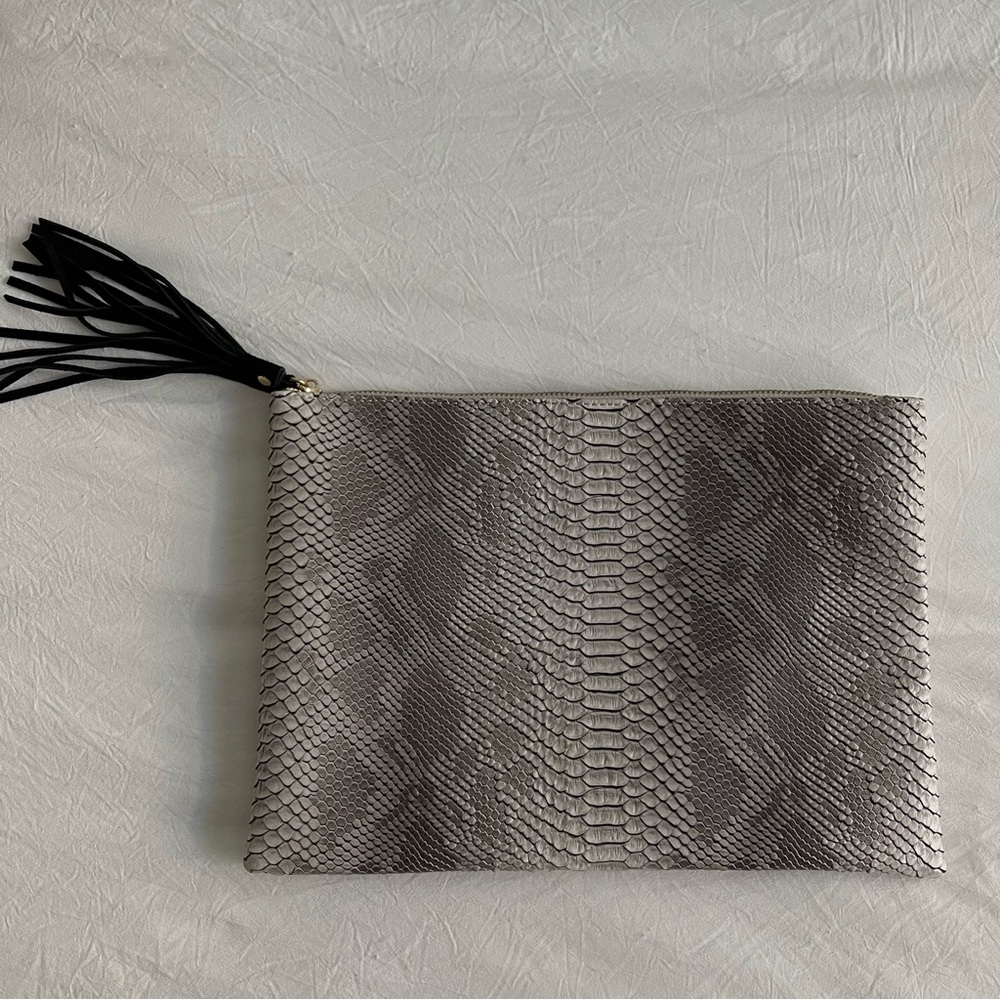 Snake Print Tassel Clutch Bag